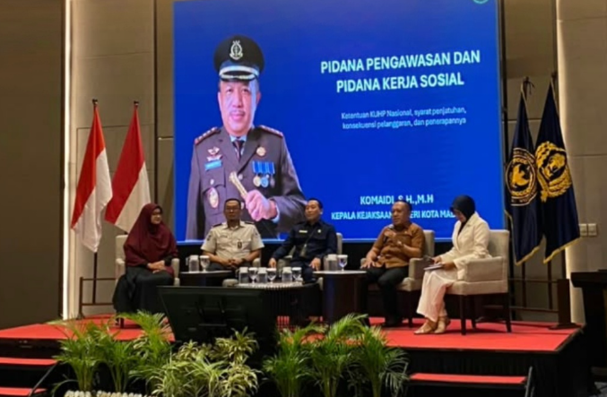 Kajari Kota Madiun Bersama Forkopimda Ikuti FGD Penerapan Pidana Kerja Sosial dan Pembentukan Kelompok Layanan Bimbingan Integrasi